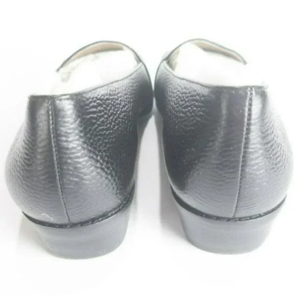 Bettye Muller Pointed-toe Wedge Loafer -7 - Picture 9 of 11